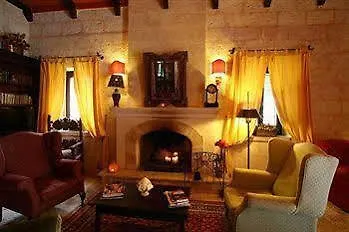 Masseria Marzalossa Фермерский дом *